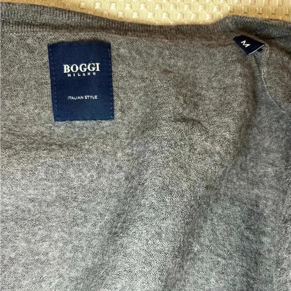 BOGGI Milano size Med wool V-Neck Gray Cardigan wool sweater - Picture 9 of 11